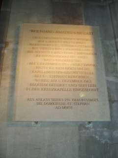 Stephansdom.Mozart-emléktábla.jpg Stephansdom.Mozart-emléktábla.jpg