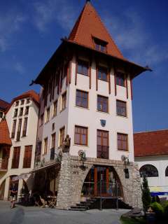 Komárom (Komárno), Európa udvar 3.kép.jpg Komárom (Komárno), Európa udvar 3.kép.jpg