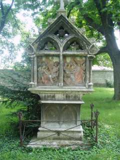 Sopron, Szent Mihály u. Szent Mihály-templom udvar 3.kép.jpg Sopron, Szent Mihály u. Szent Mihály-templom udvar 3.kép.jpg