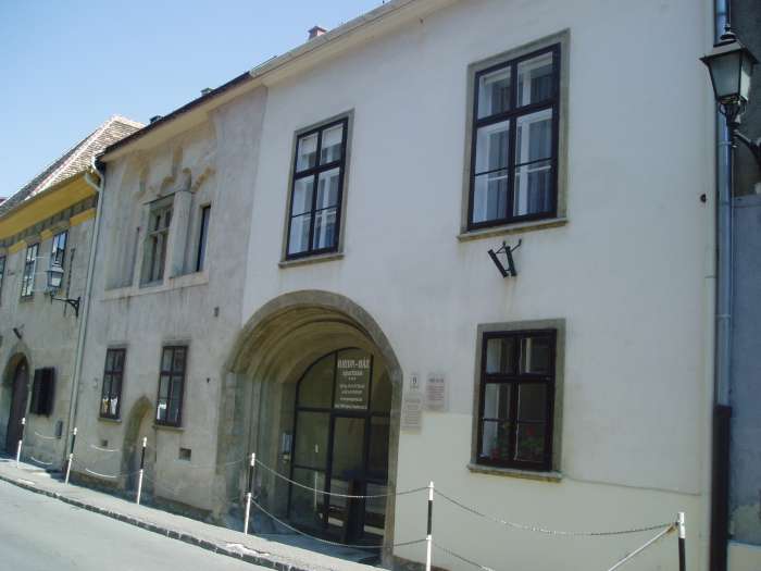 Sopron, Templom u. 09. 1.kép.jpg Sopron, Templom u. 09. 1.kép.jpg