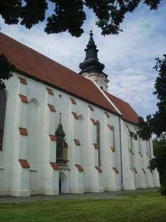 Szeged, Mátyás tér: Alsóvárosi templom 02.kép.jpg Szeged, Mátyás tér: Alsóvárosi templom 02.kép.jpg